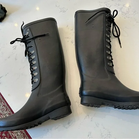 Ugg Madelynn Lace Up Rubber Rain Boots size 5 - Picture 3 of 10